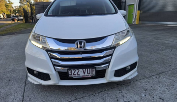 2015 Honda Odessey Vti- L Luxury 3.jpg